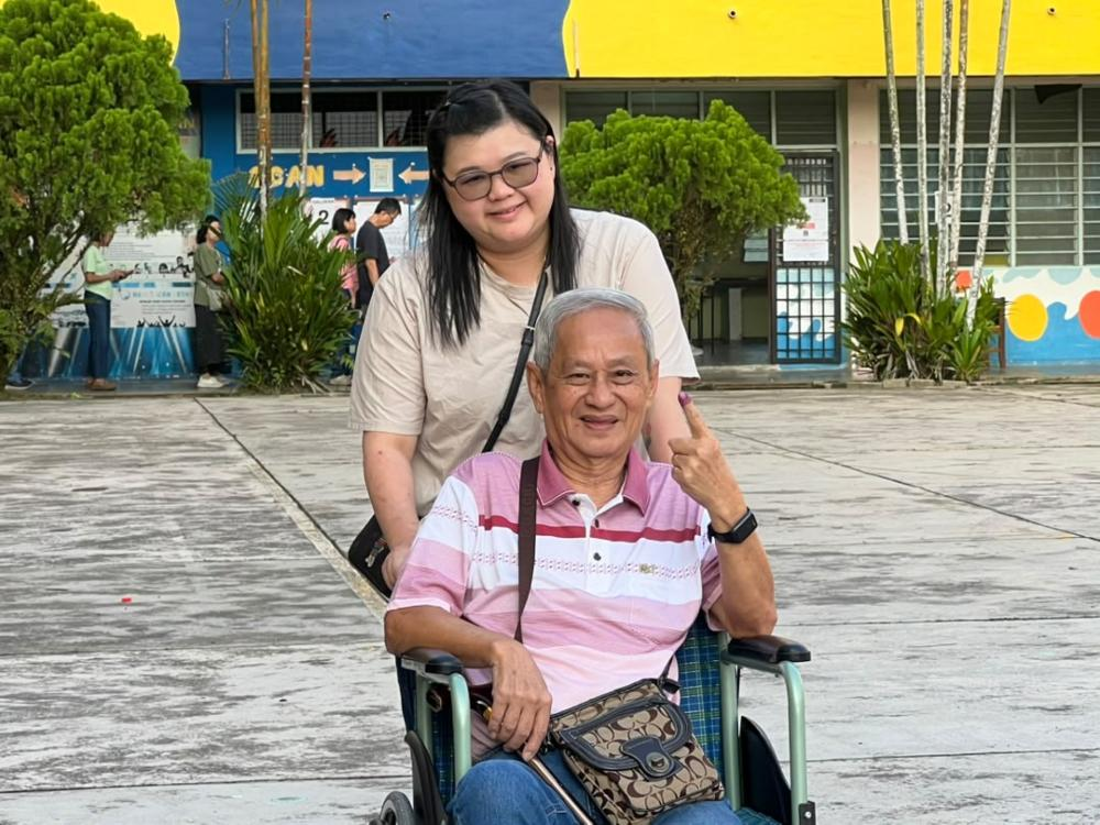 Image from: Voting begins in Johor, with early turnout at polling centres