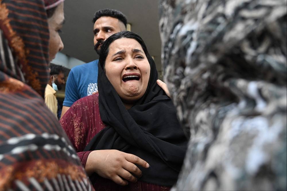 Image from: Pakistan hospital fire kills 14 infants
