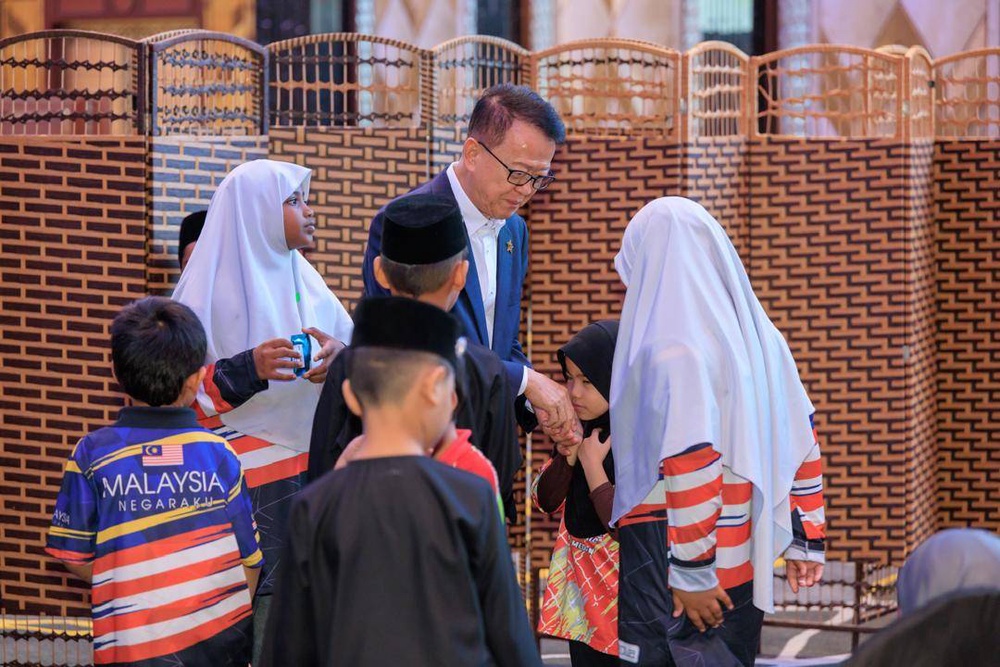 Image from: Dear Malaysia