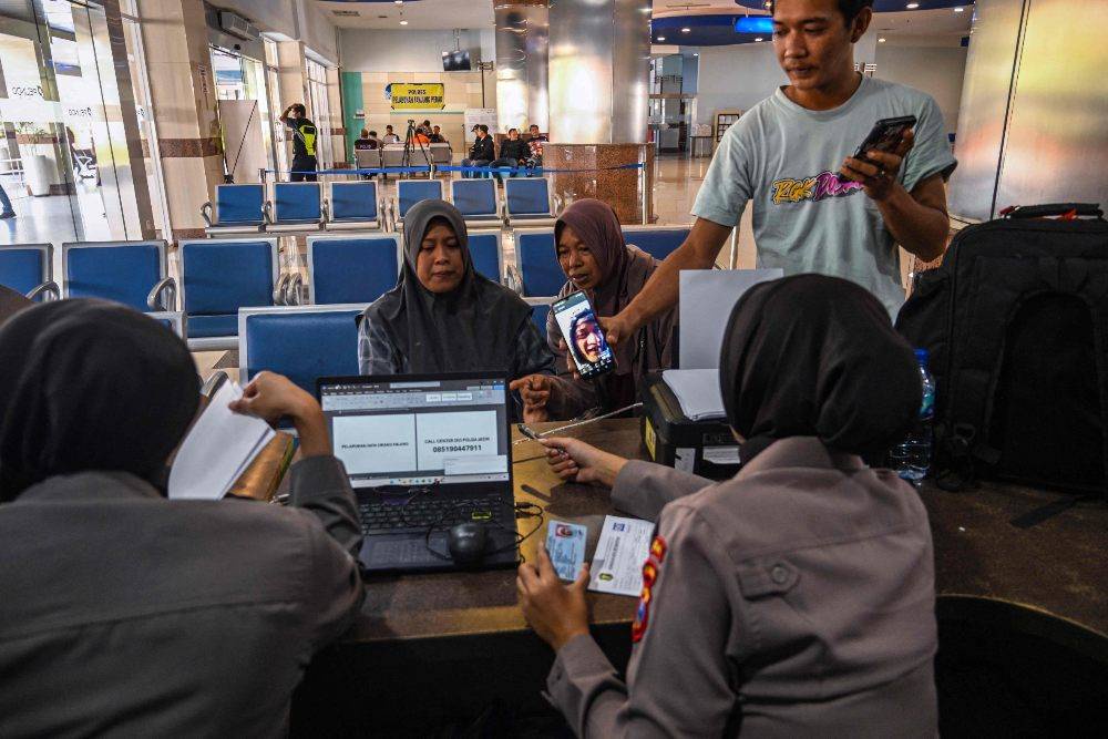 Image from: Indonesia says six killed, 129 missing after ferry capsizes off Java