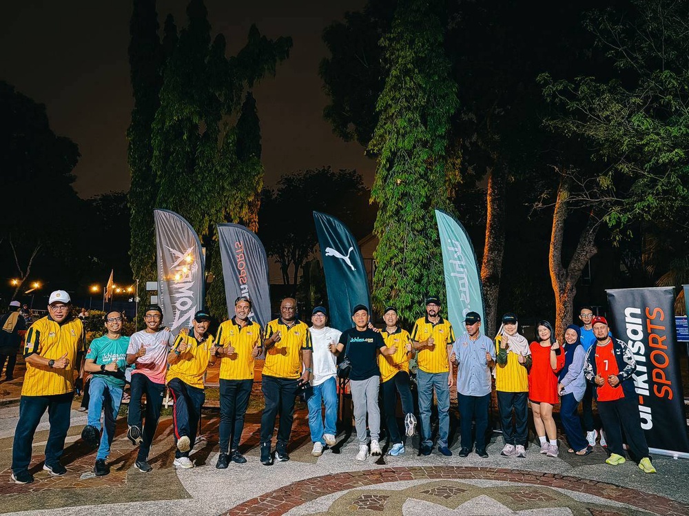 Image from: Run with Legends: Malaysia's sports icons unite for iklas.com half marathon