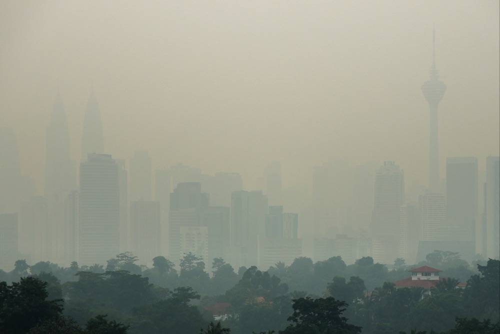Image from: Haze: MoE institutions in areas with API above 180 to close from tomorrow