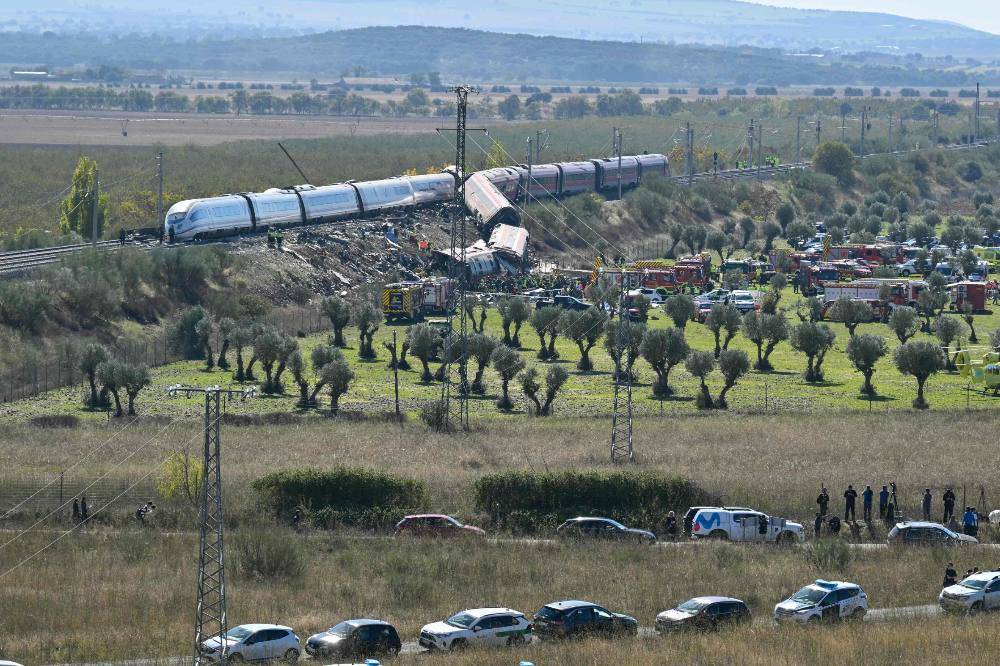 Image from: Spain high-speed train collision kills 31, injures 80