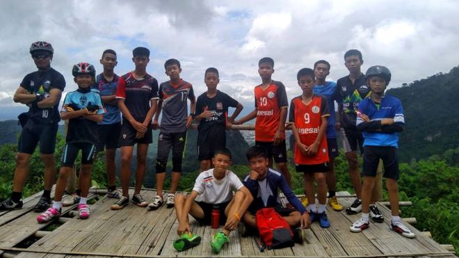 Image from: Seorang Daripada 7 Mangsa Terperangkap Dalam Gua Di Laos Berjaya Dibawa Keluar