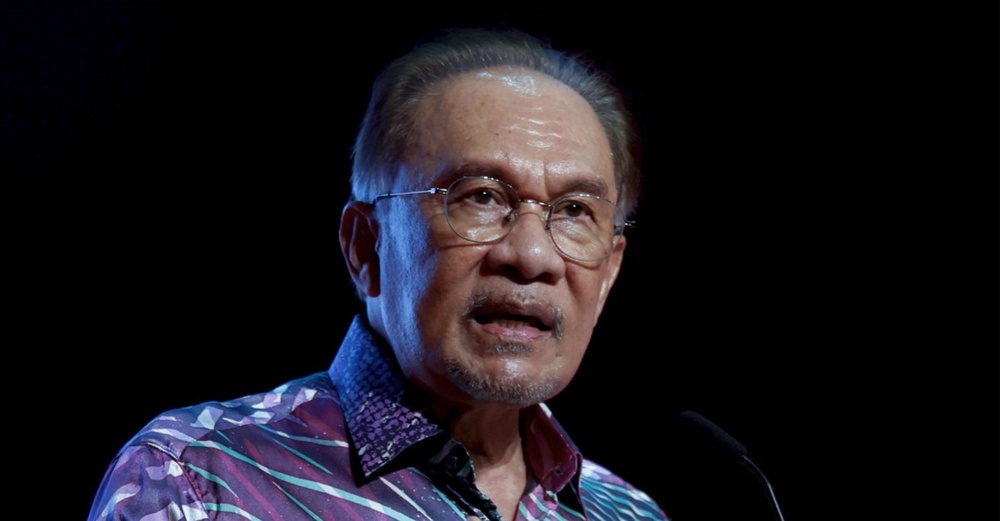 Image from: Pulau Batu Puteh: Dr Mahathir Diberi Tempoh Dua Minggu Fail Permohonan Kemuka Laporan RCI