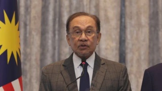 Image from: Johor Sumbang RM14 Bilion, Terima Semula RM16 Bilion Daripada Persekutuan - PM Anwar