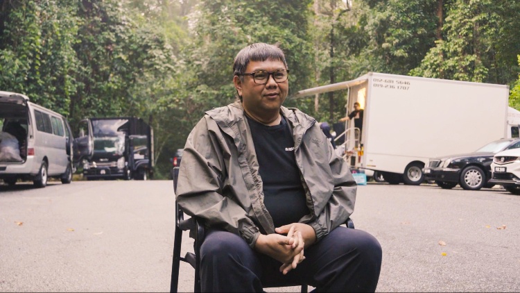 Image from: Gabungan Pelakon 'Award-Winning' Libang Libu Hadir Tepat Pada Waktunya