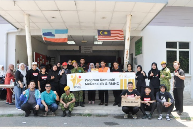 Image from: McDonald’s Bersama Komuniti Sandakan Pulih Pasca Kebakaran Kampung Bahagia