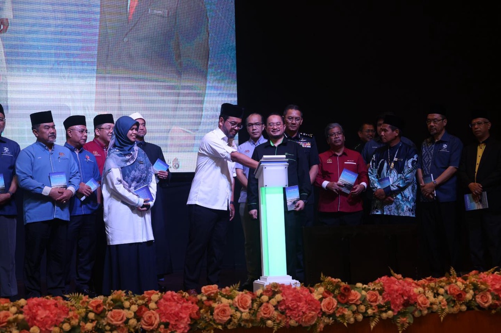 Image from: Hanya Guna Visa Sah, TH Lancar Kempen 'Tiada Visa, Tiada Haji'