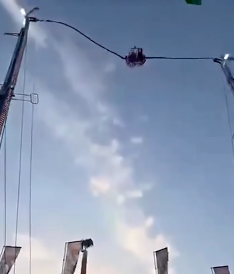 Image from: Seram, Kabel Permainan Lastik Putus Di Udara Ketika Dinaiki Dua Kanak-Kanak