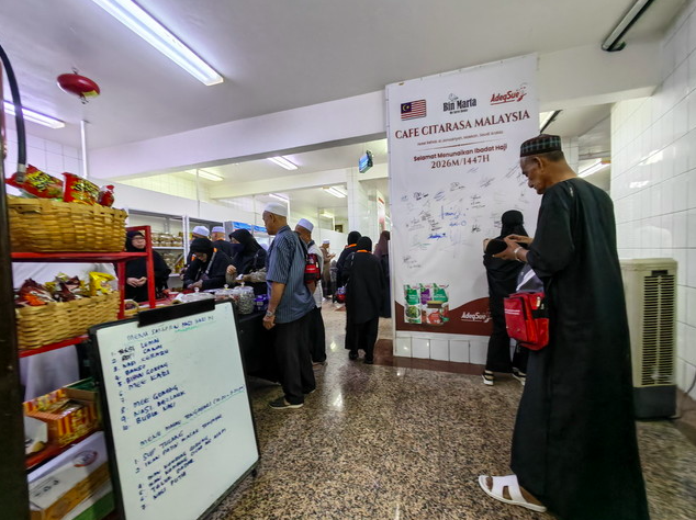 Image from: Dari Padang Bola Ke Dapur Makkah, Hairuddin Omar Sajikan Rasa Malaysia Untuk Jemaah