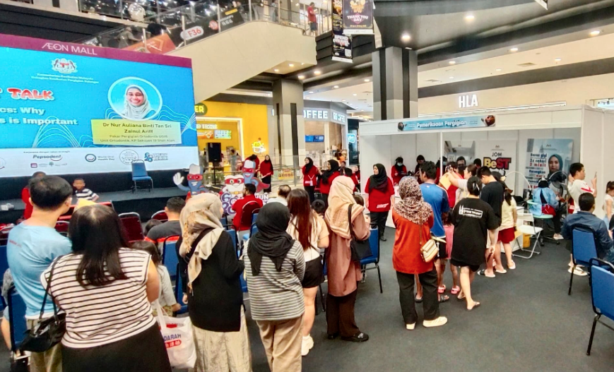 Image from: Pepsodent Bersama KKM Untuk Tingkatkan Kesedaran Kesihatan Oral