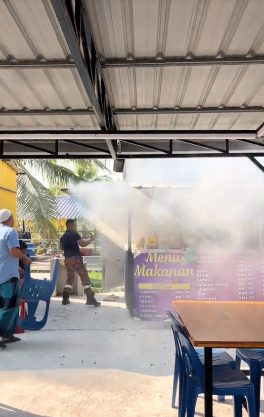 Image from: Warga Emas, Remaja Terselamat Dalam Kebakaran Di Pendang