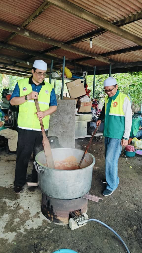 Image from: Hampir 150 Rumah Rosak Akibat Ribut, Mangsa Terima Bantuan Segera