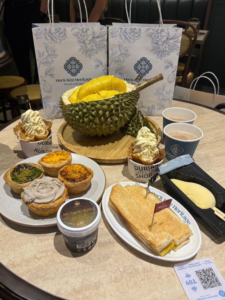 Image from: Hock Kee Kopitiam & D.MasKing Bawa Musang King Premium Ke Meja Kopitiam