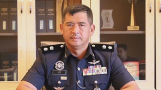 Image from: Bekas Pemandu Bas Ekspres, Kekasih Ditahan Ketika Beri Keterangan Kepada Polis