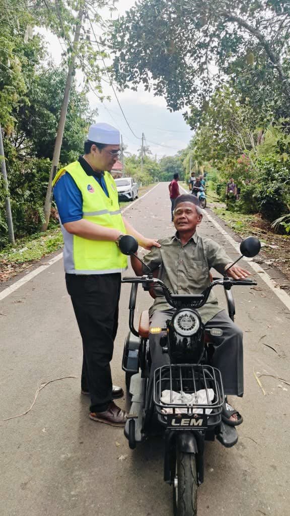 Image from: Hampir 150 Rumah Rosak Akibat Ribut, Mangsa Terima Bantuan Segera