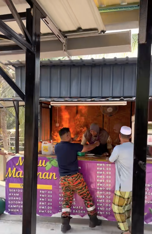 Image from: Warga Emas, Remaja Terselamat Dalam Kebakaran Di Pendang