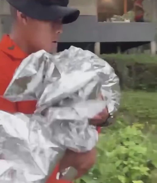 Image from: Bayi Diserang Hipotermia Selepas Dibawa Mendaki Gunung, KPAI Gesa Laksana Had Umur