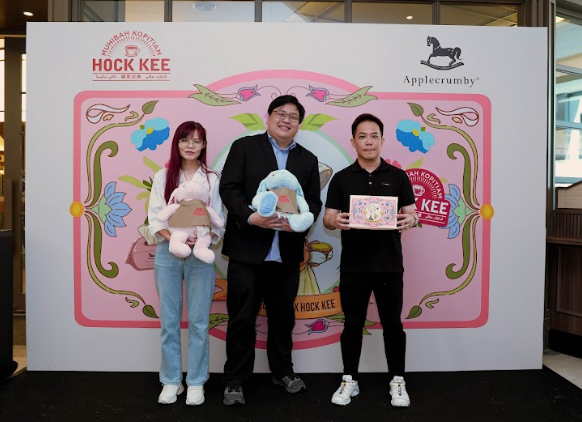 Image from: Applecrumby® & Hock Kee Raikan Hari Ibu Dengan Momen Manis