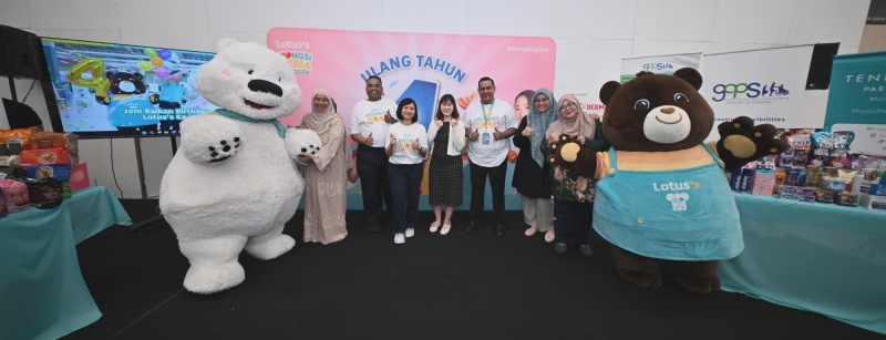 Image from: Ulang Tahun Ke-4 Lotus’s Malaysia Disambut Dengan Penjimatan Hebat