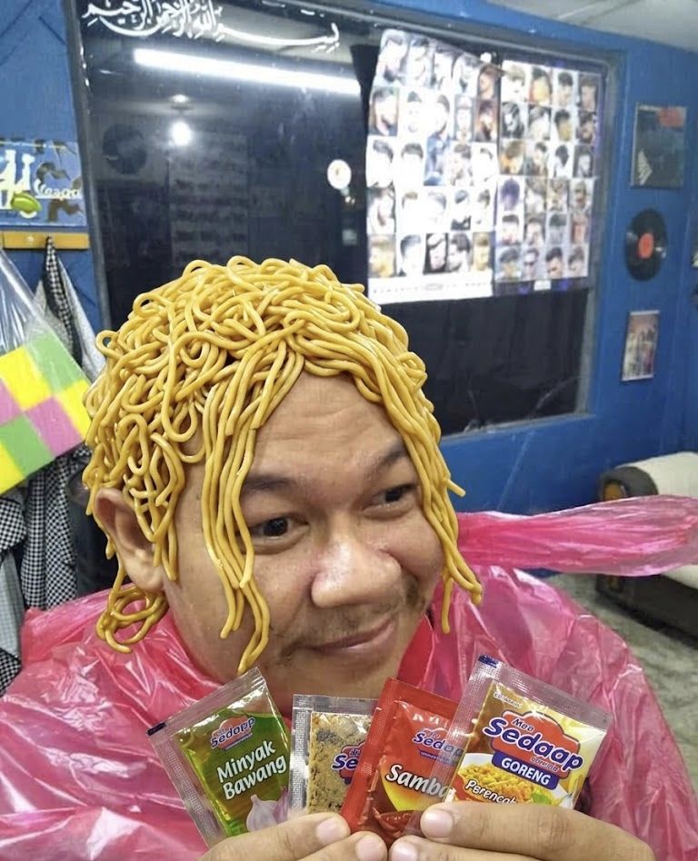 Image from: Minta Sunting Gambar Ada Rambut, Hasil Karya Tukang Edit Pula Bikin Terhibur