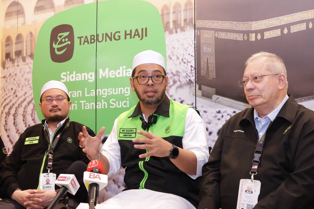 Image from: Jemaah Disaran Beri Tumpuan Penuh Kepada Ibadat, Patuhi Peraturan