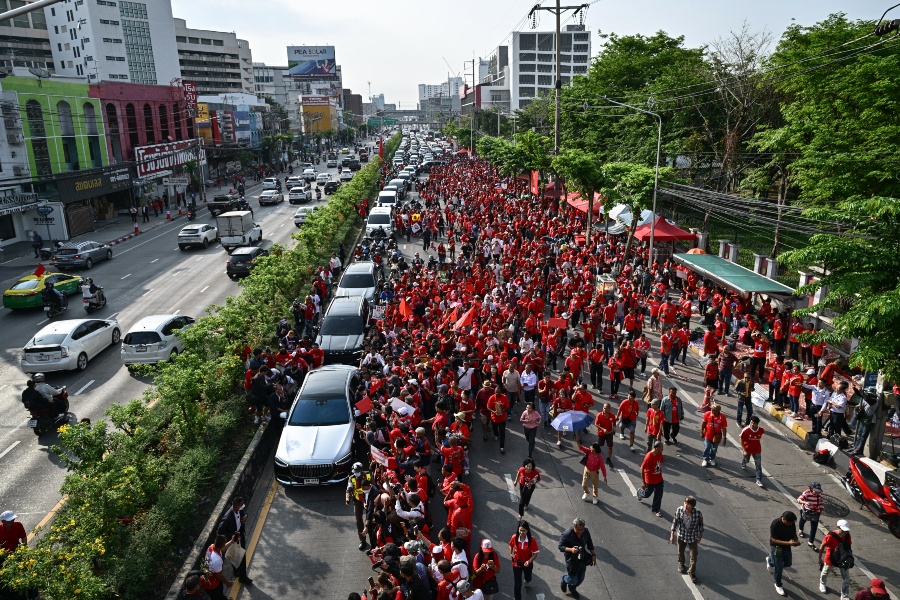 Image from: Bekas PM Thailand, Thaksin Dibebaskan Lebih Awal Dari Penjara