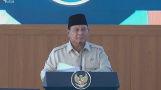 Image from: Prabowo Kata Rupiah Lemah Kerana Kekayaan Indonesia Mengalir Ke Luar Negara