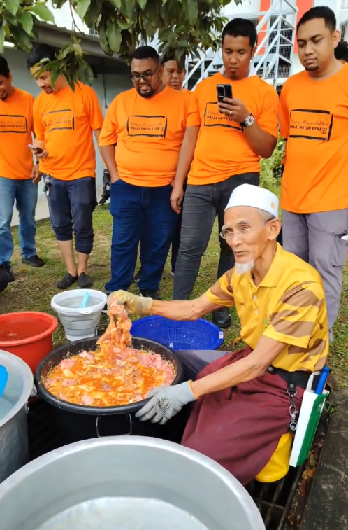 Image from: Tak Perlu Guna Tepung Gandum, Ini Petua Hilangkan Bau Hamis Daging