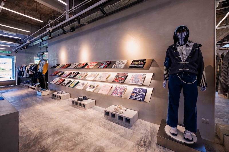 Image from: adidas Buka Butik Pertama Di Luar Pusat Beli-Belah Di The Campus Ampang