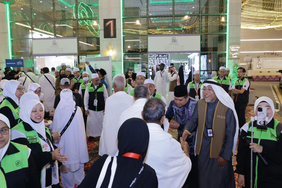 Image from: 31,243 Jemaah Haji Malaysia Telah Berada Di Tanah Suci