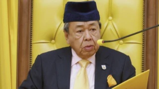 Image from: Sultan Sharafuddin Kekal Pendirian Tidak Berkenan Sebarang Aktiviti Penternakan Babi Dijalankan Dalam Selangor