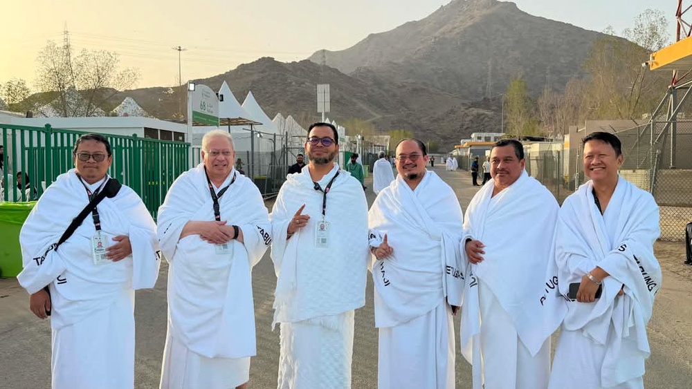 Image from: Zulkifli Hasan Sempat Santuni Jemaah Di Arafah, Tinjau Operasi Haji