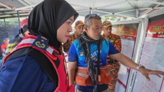 Image from: Pendaki Hilang: Tulisan Di Tanah Bukti Jaslinda Telah Sampai Puncak Gunung