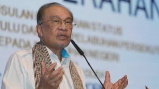 Image from: Bekas Pengurus Petronas Pernah Mohon Kerja Di PETROS Sebelum Didakwa Dedah Maklumat Sulit