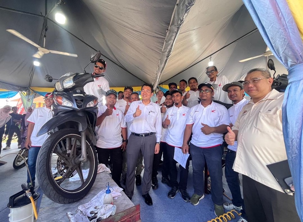 Image from: Boon Siew Honda Perkasa Kesedaran Keselamatan Jalan Raya Di Karnival Kampung Angkat Madani