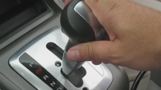 Image from: Cara Pilih Minyak Enjin Untuk Kereta Lama