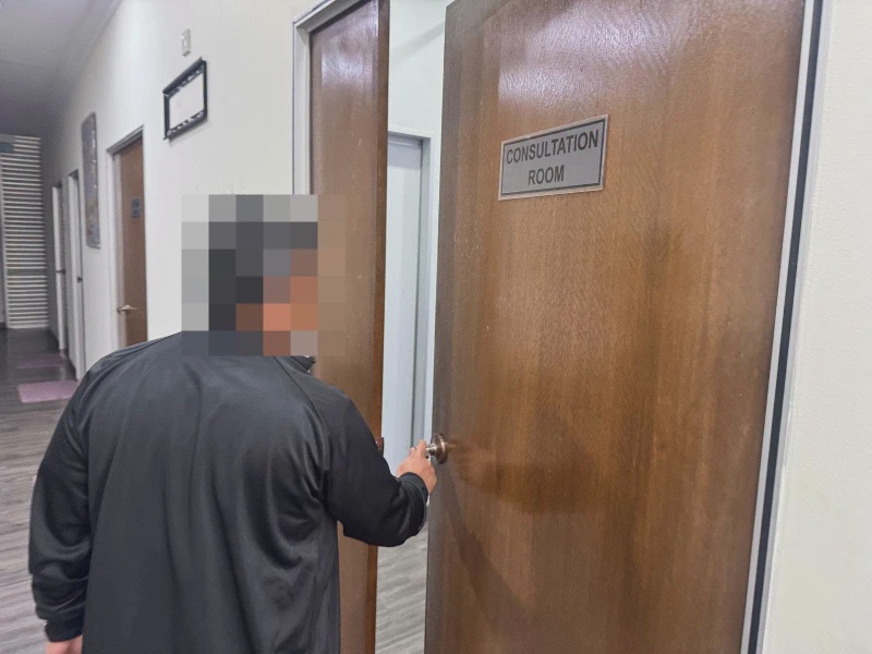 Image from: JIM Jalankan Serbuan, Tahan Doktor Palsu Warga Asing