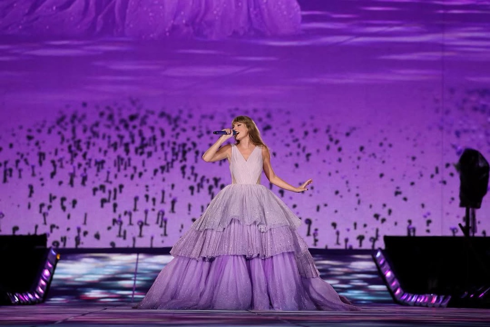 Image from: Kekayaan Cecah AS$2 Bilion, Taylor Swift Pemuzik Wanita Terkaya Dunia