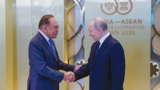 Image from: Peroleh Telaga Gas Antara Terbesar Dunia Kejayaan Luar Biasa Petronas - PM Anwar