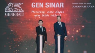 Image from: Pengundi Disaran Tuntut ADUN Sedia Kad Laporan Prestasi - Liyana Marzuki