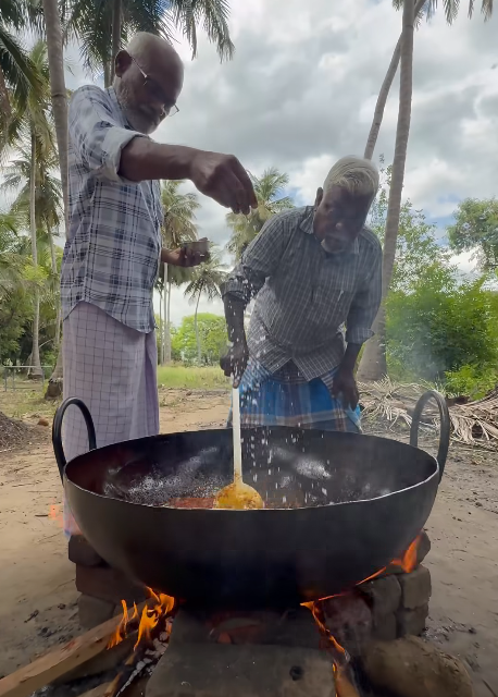 Image from: "Siapa la ajar ni..", Netizen "Approve" Resipi Nasi Lemak Terbang Sampai India