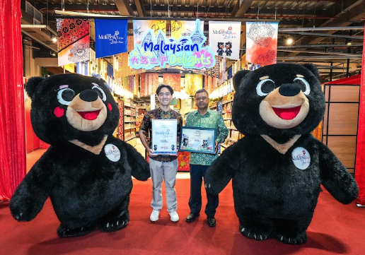 Image from: Jaya Grocer Jalin Kerjasama Dengan Tourism Malaysia Bagi Kempen Visit Malaysia 2026