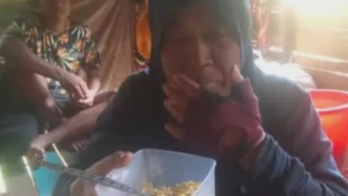 Image from: Suami Zahir Penghargaan Semua Pihak Bantu SAR Jaslinda
