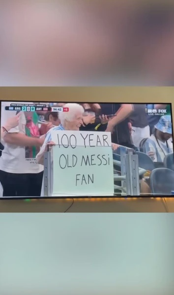 Image from: Siapa Gerangan Nenek Tular Yang Ajak Messi Berkahwin?