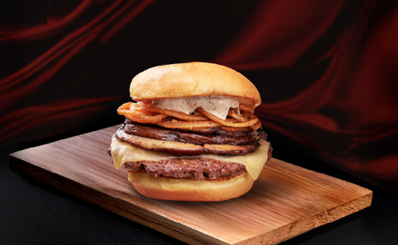 Image from: Shake Shack Malaysia Raikan Pensijilan Halal Dengan Menu Baru & Koleksi Batik