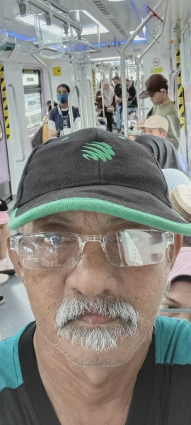 Image from: Siap Update Satu-satu, Pak Cik "Steady" Share Pengalaman Naik LRT3