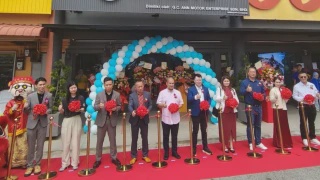 Image from: Kenapa Cikgu-Cikgu Suka Kereta MPV?
