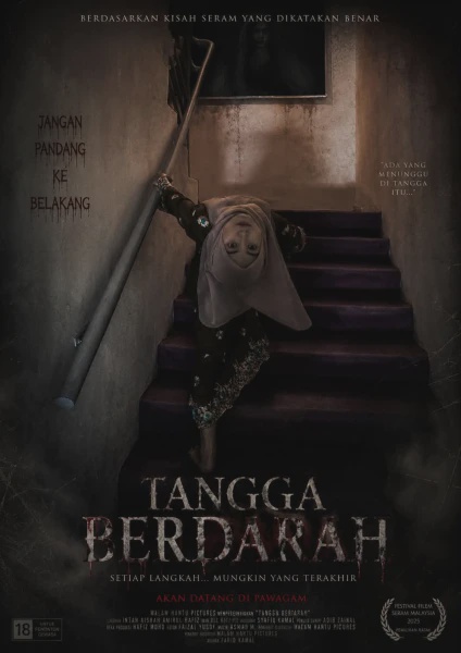 Image from: Wanita Minta 'Edit' Gambar Berdiri Tegak & Pandang Depan, Hasilnya Pula Lain Macam
